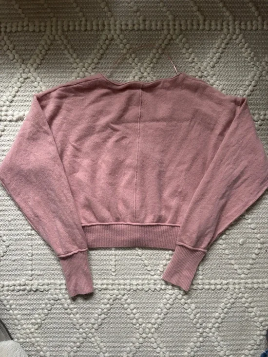 Free People Women’s 100% cashmere pink cardigan sweater size medium - Picture 4 of 4